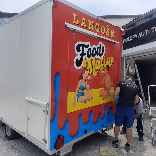 Polepy foodtrucku