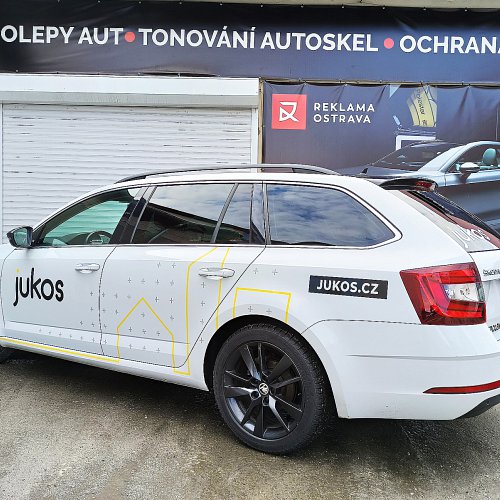 Reklamní polepy automobilů