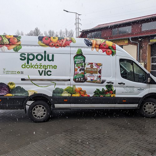 Reklamní polepy automobilů