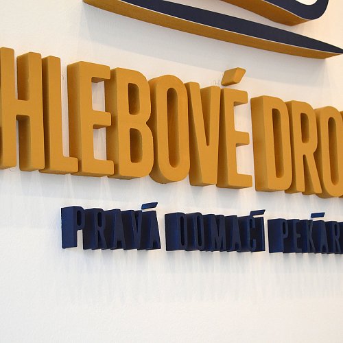 3D písmena a loga z polystyrenu