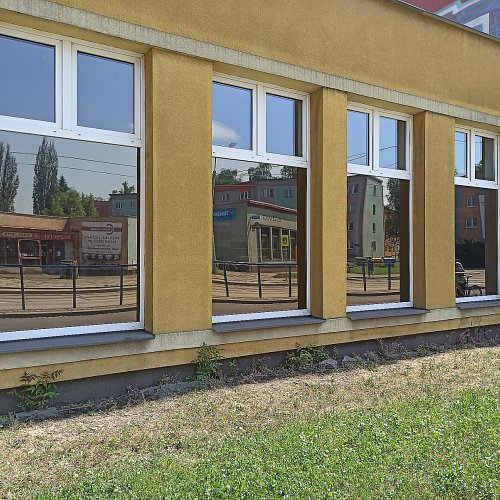 Protisluneční fólie