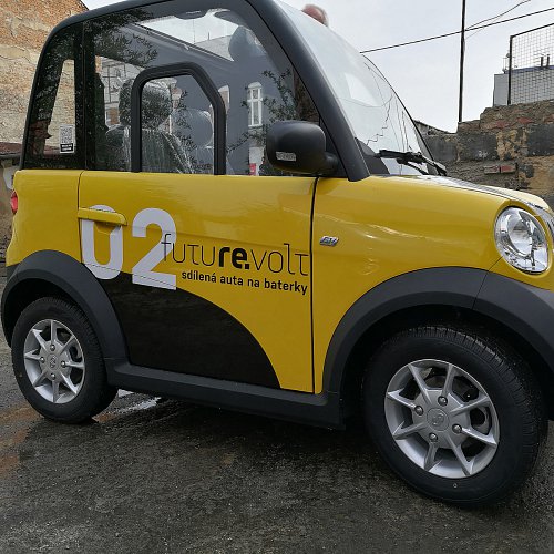 Reklamní polepy automobilů