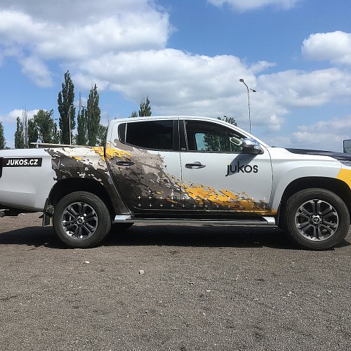 Reklamní polepy automobilů