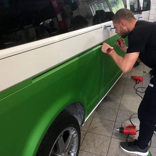 Celopolepy automobilů