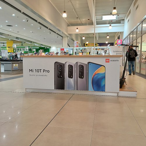 Polepy výloh prodejen