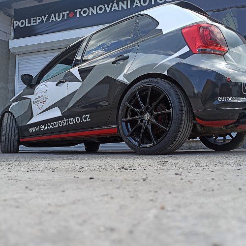 Reklamní polepy automobilů