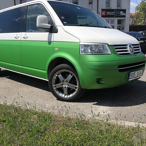 Celopolepy automobilů