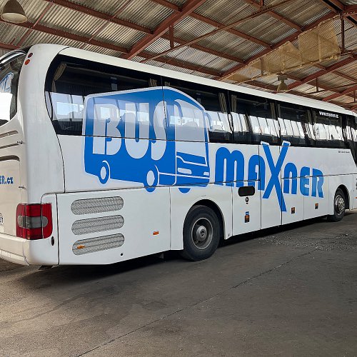 Reklamní polepy automobilů