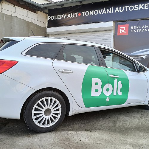 Reklamní polepy automobilů