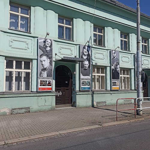 Polepy výloh prodejen