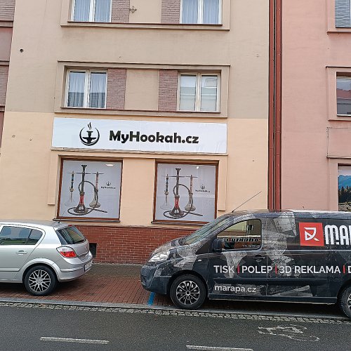 Polepy výloh prodejen