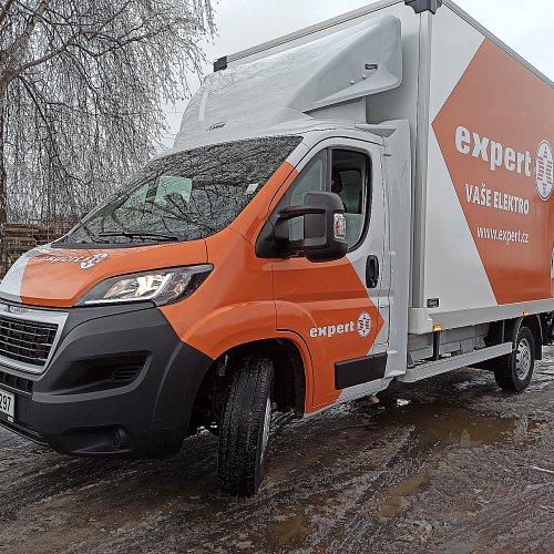 Reklamní polepy automobilů