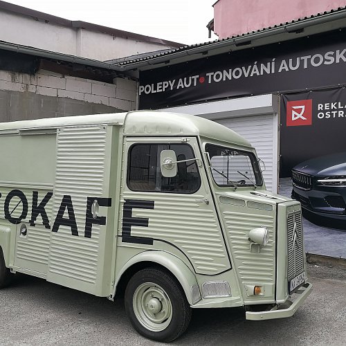 Reklamní polepy automobilů