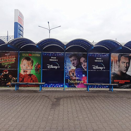 Polepy výloh prodejen