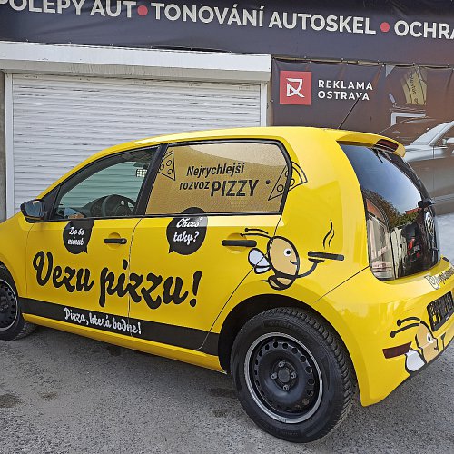 Reklamní polepy automobilů