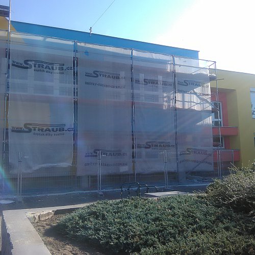 Zakrývací sítě staveb