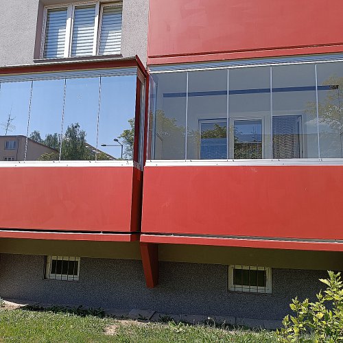 Protisluneční fólie