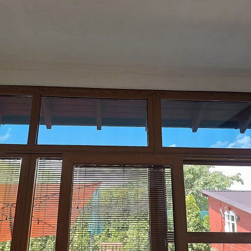 Protisluneční fólie