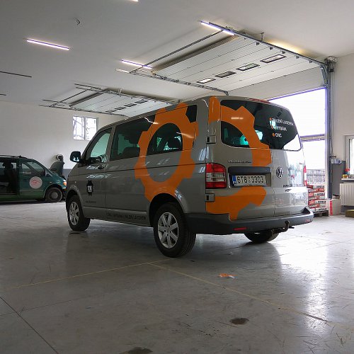 Reklamní polepy automobilů