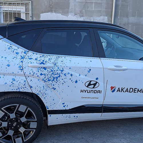 Reklamní polepy automobilů