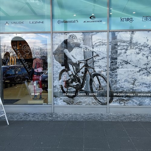 Polepy výloh prodejen