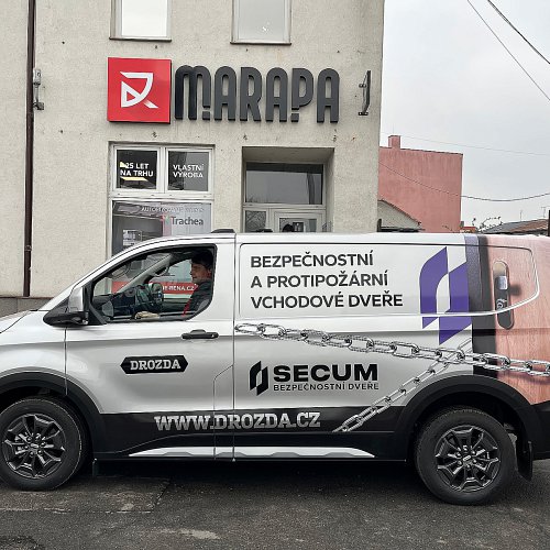 Reklamní polepy automobilů