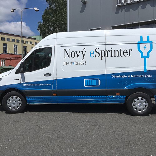 Reklamní polepy automobilů