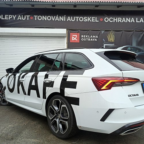 Reklamní polepy automobilů