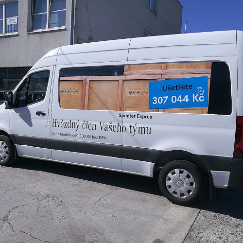 Reklamní polepy automobilů