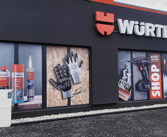 Polepy výloh prodejen